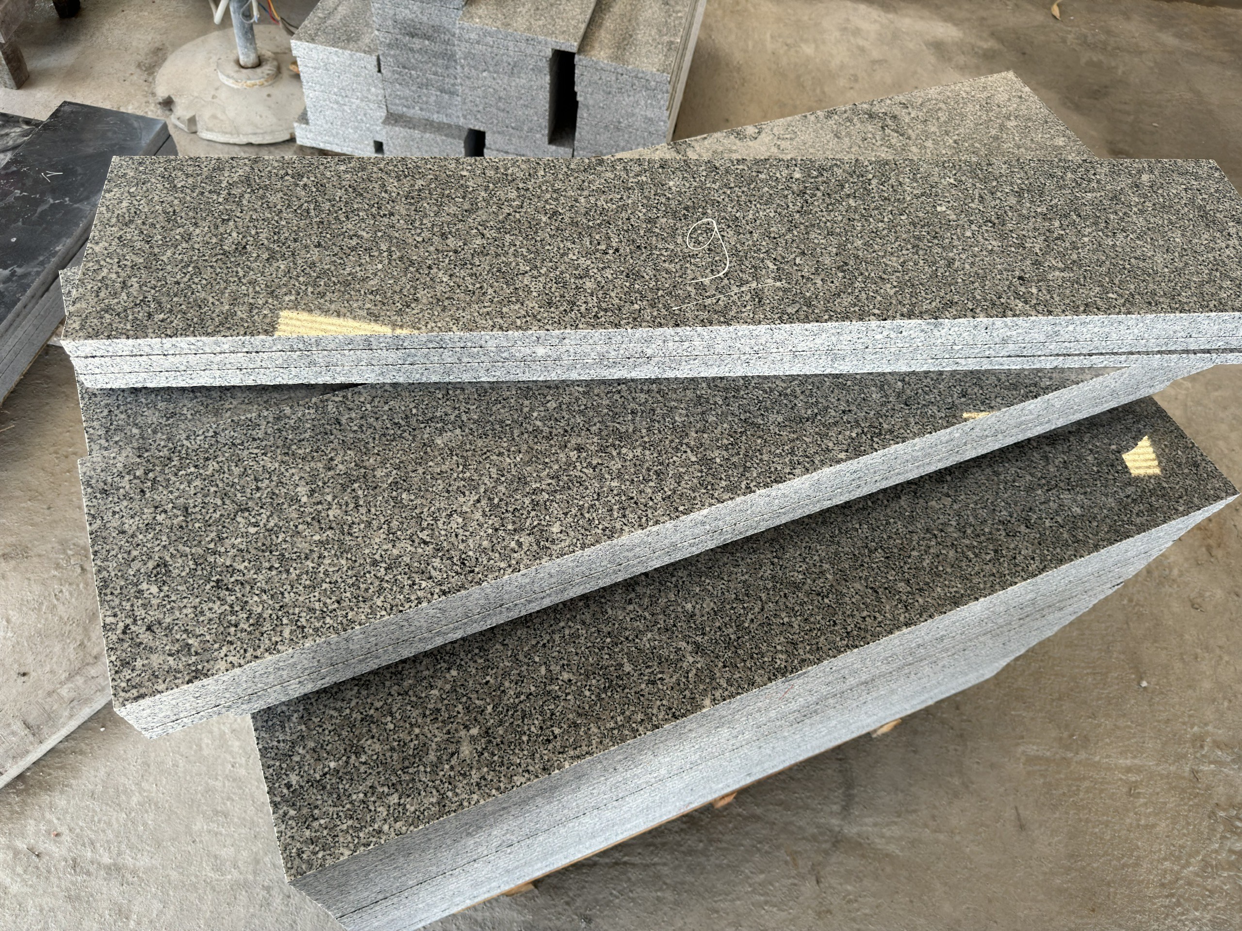 Granite G603 polished tiles